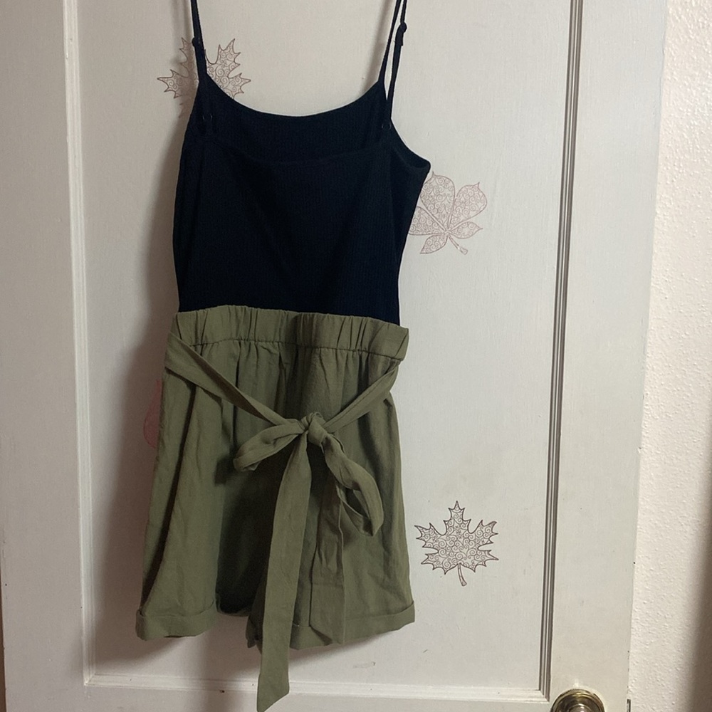 Romper - Picture 2 of 2